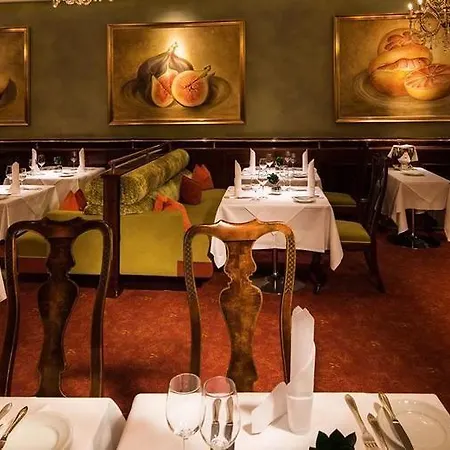 Bristol Hotel 5*
